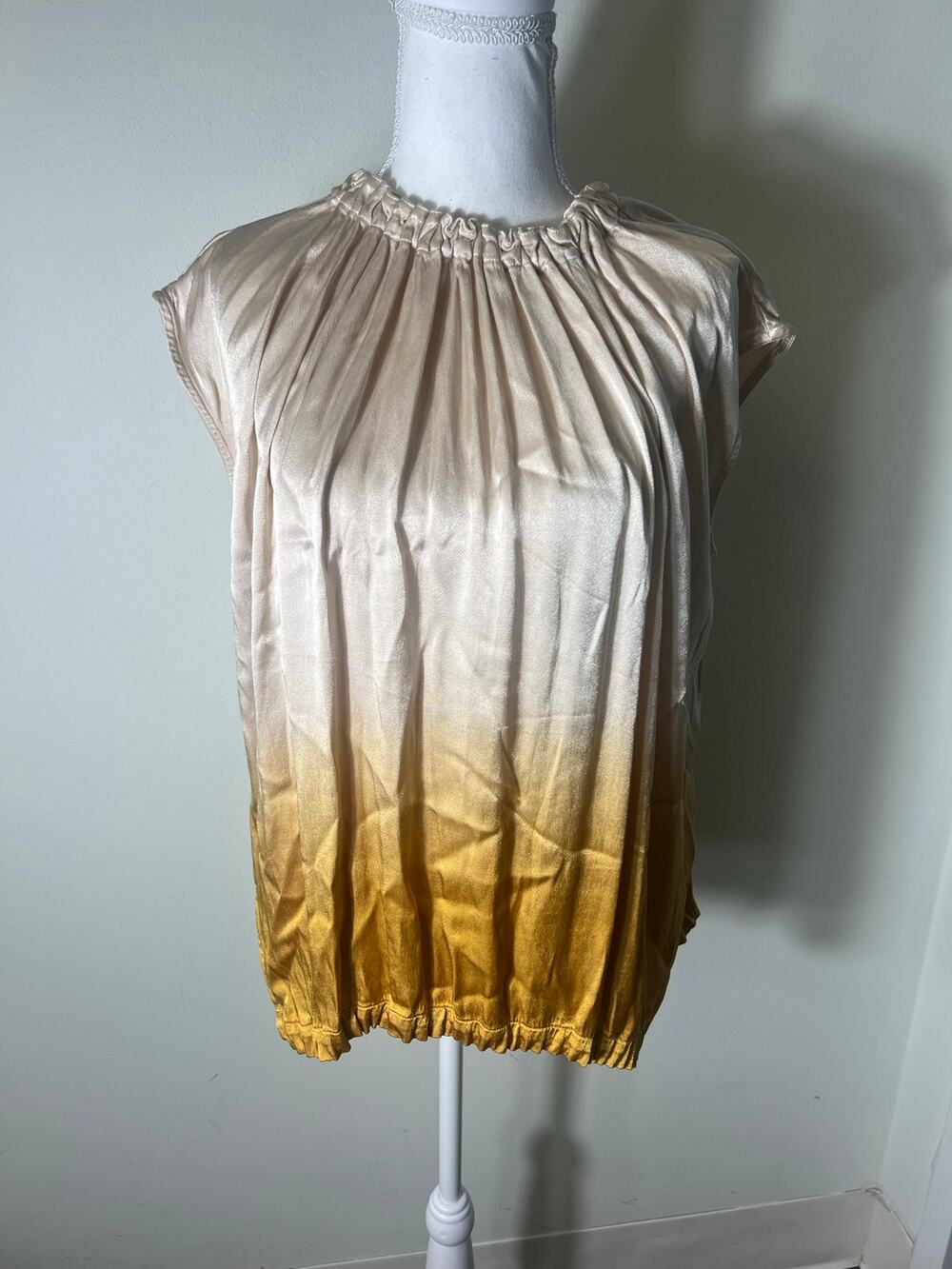 NWT Tino Jo Gold Ombre Sleeveless Top Sz XS